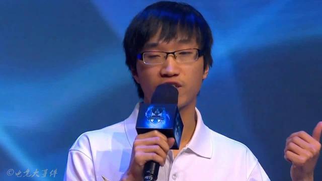 當(dāng)年Tabe被整個LOL圈唾棄 王思聰一句話救了他
