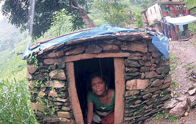 经期不洁不准住家里 尼泊尔废除“月经小屋”陋习（组图） - 2