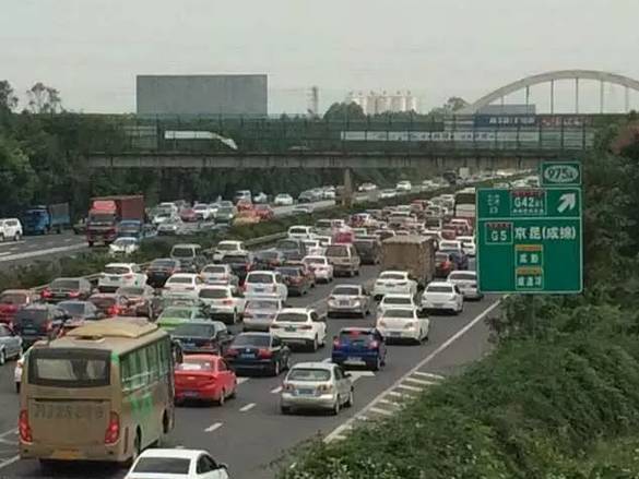川A大军注意！国庆自驾出成都咋走最快？8张图教你“二绕”避堵