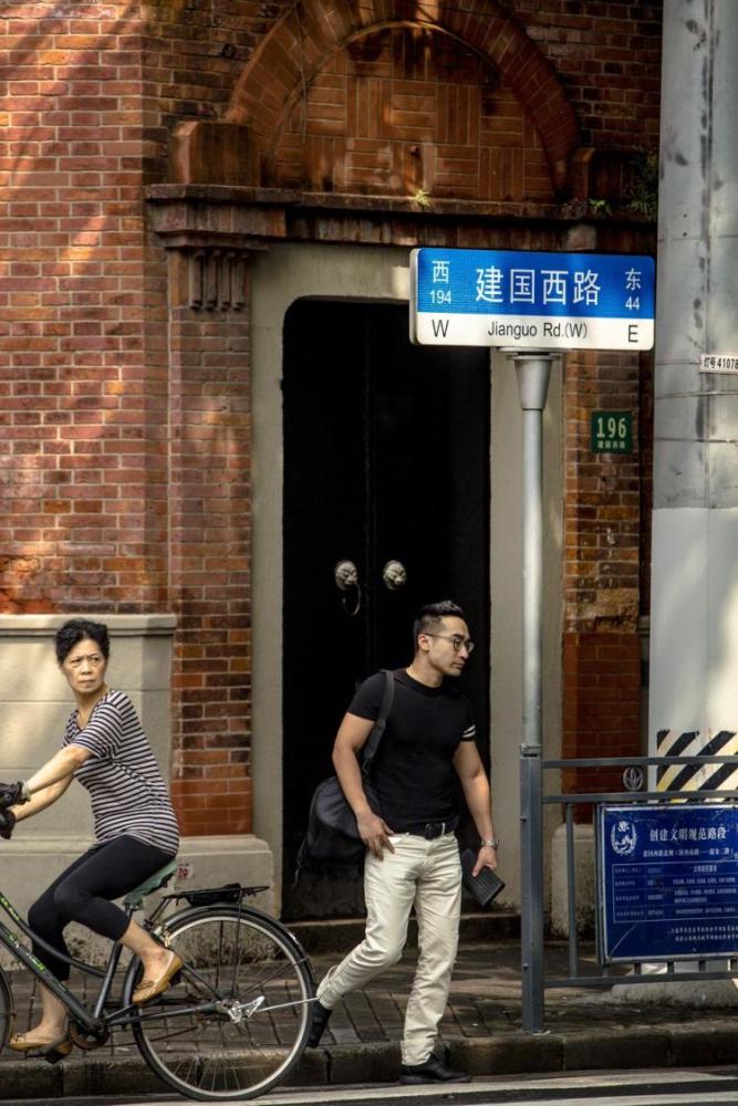 建国西路:与旧里弄市井生活撞个满怀