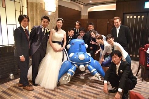 羡慕！1/2塔奇克马出席开发公司董事婚礼