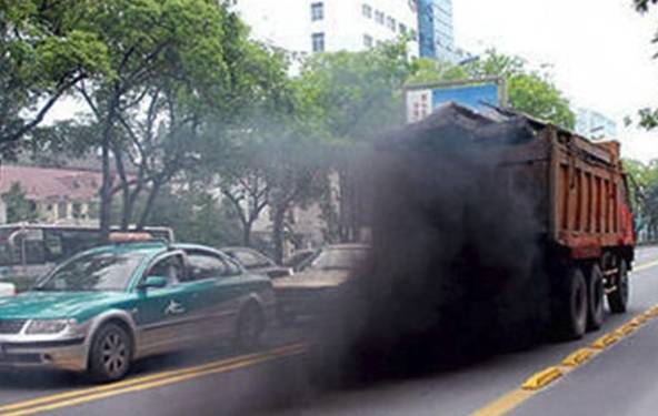 柴油车冒黑烟,是什么原因?