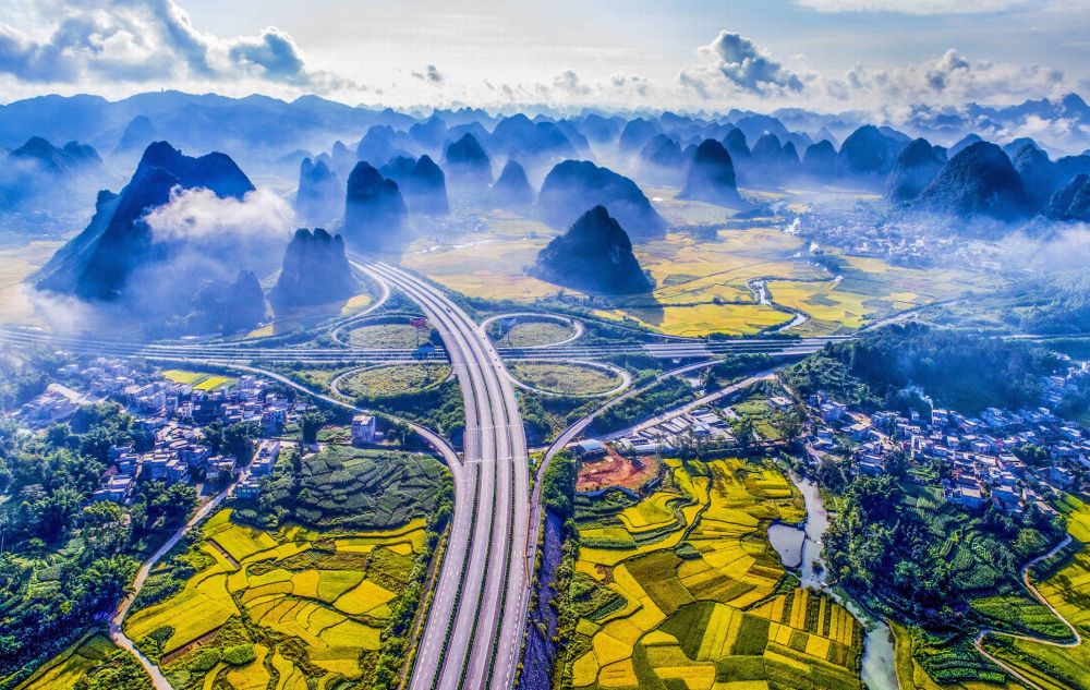 中国这条公路美到国外 英媒惊呼如仙境（组图） - 1