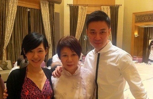 女星解决婆媳问题：小S嘴甜李小璐撒娇 刘涛无敌了！ - 3