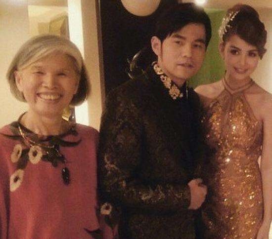 女星解决婆媳问题：小S嘴甜李小璐撒娇 刘涛无敌了！ - 10