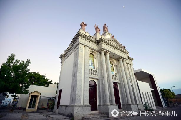 墨西哥毒枭给自己盖豪华墓地，奢华程度赶超城堡（组图） - 6