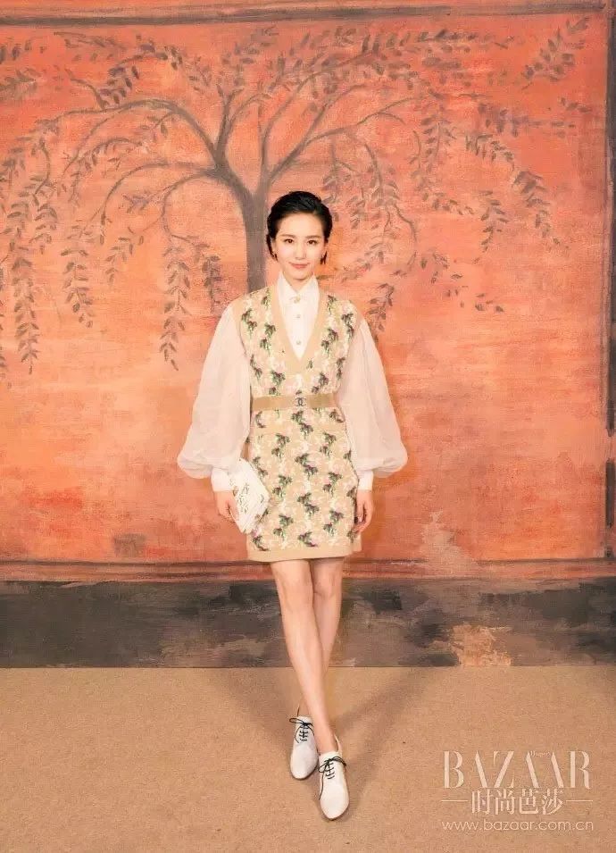 刘诗诗同款奶茶妆当道,不笑你也觉得我很暖!