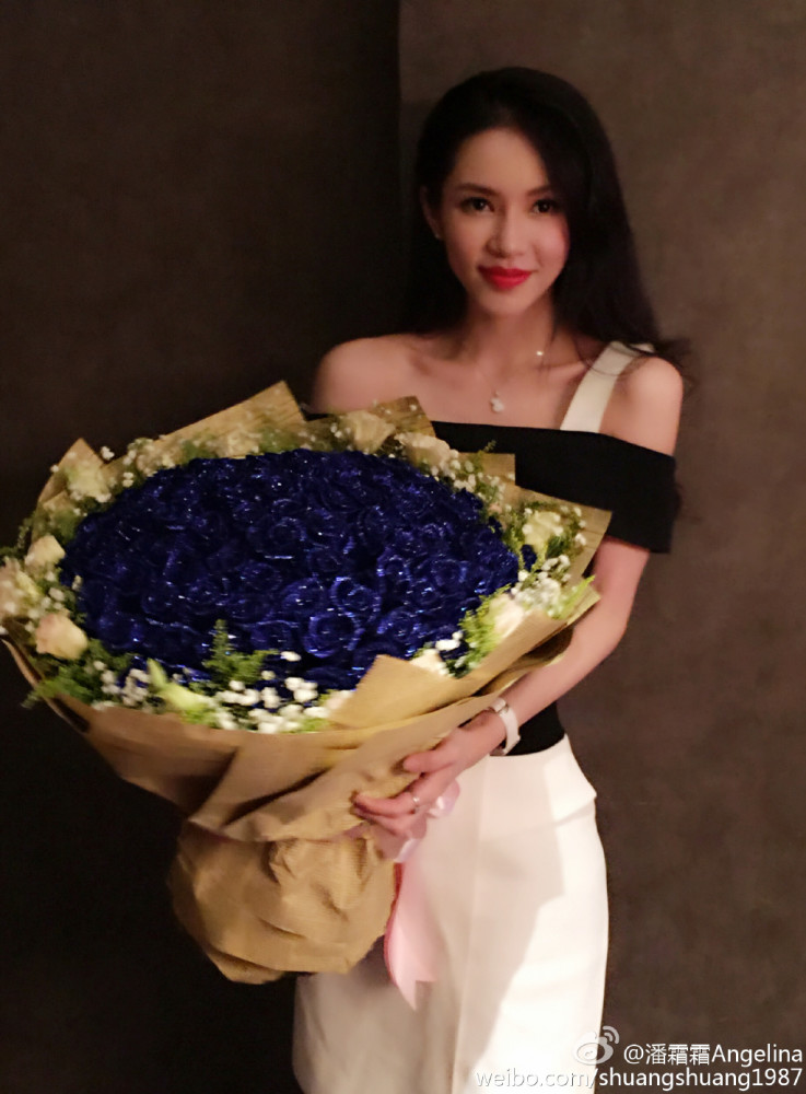 因爆乳被王晶看中，自发床照报复前男友，如今变成这样 - 11
