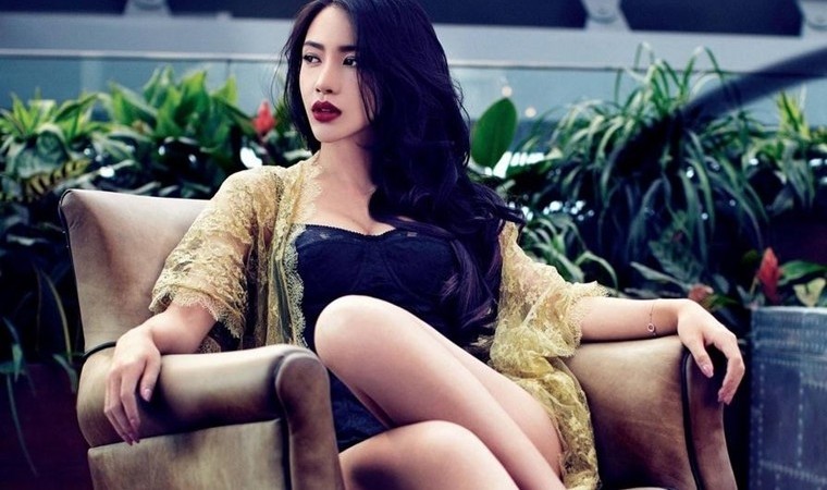 因爆乳被王晶看中，自发床照报复前男友，如今变成这样 - 1