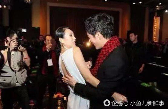 盘点明星尴尬瞬间，任贤齐这一顶，估计当时想找个地洞往下钻了 - 6