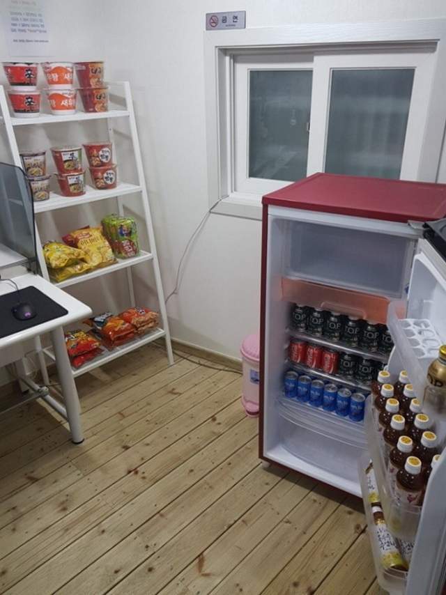 企鹅娘吐槽：你做过的最中二的一件事是什么呢？