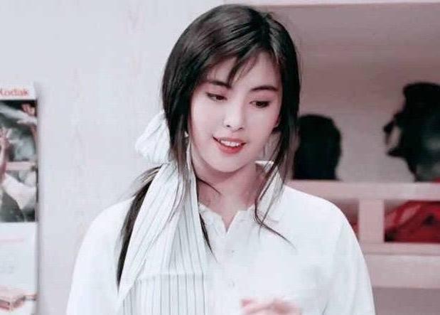 王祖贤28年前旧照曝光,没有美颜滤镜,颜值却惊艳全场!