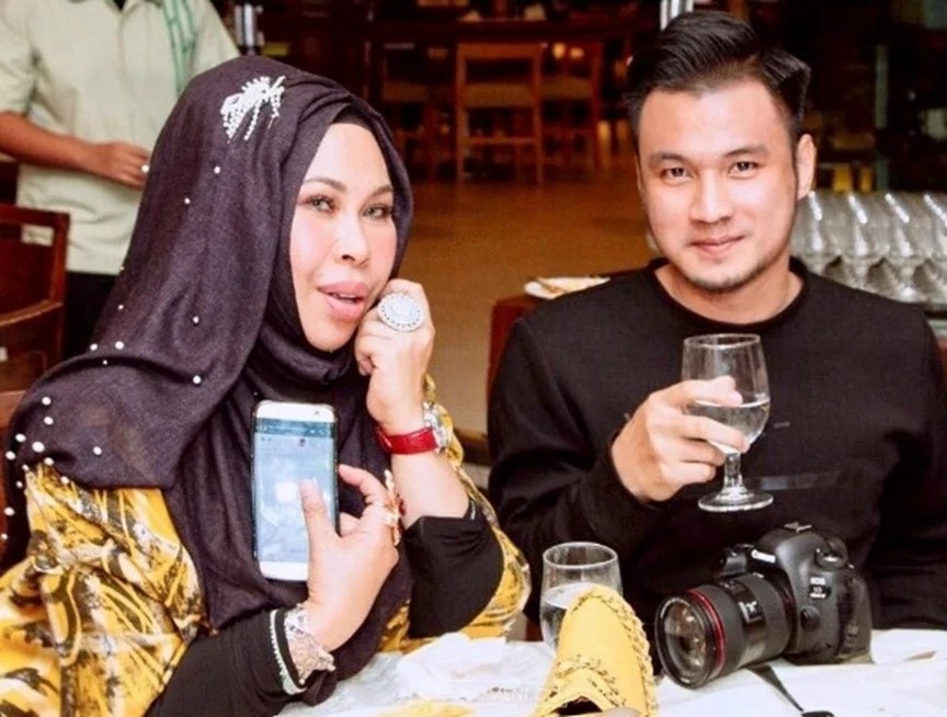 马来西亚46岁女富豪炫富征婚 最后与23岁秘书牵手（组图） - 5