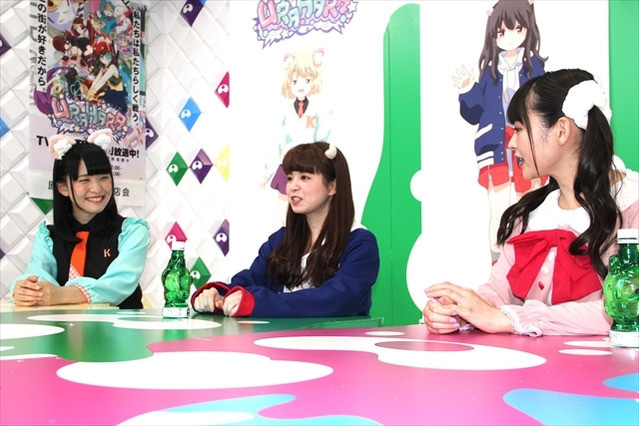 政委真美！《URAHARA》主役声优COS成角色