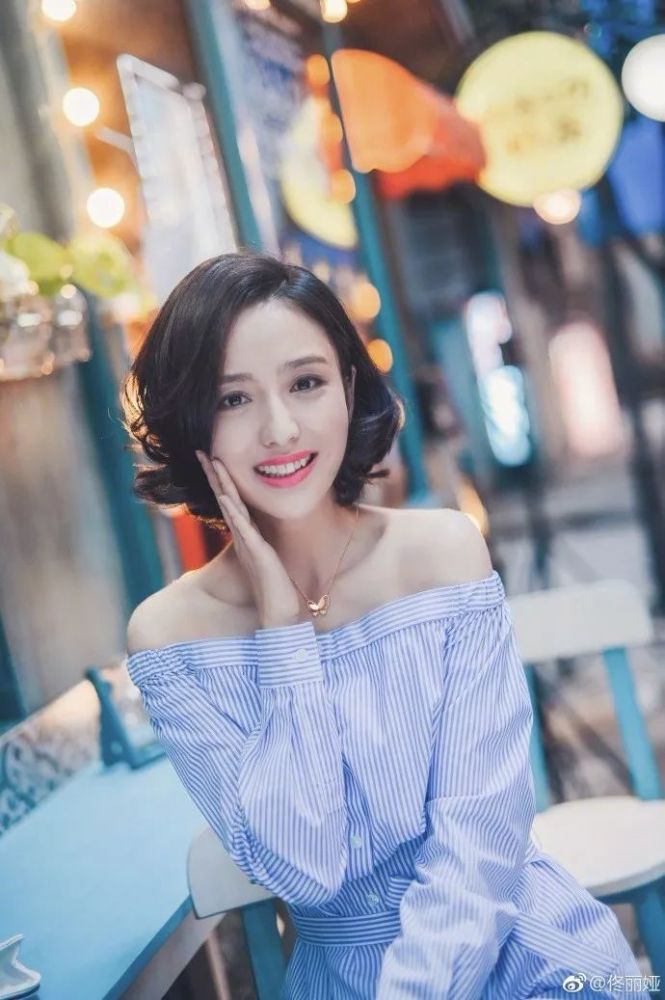 都在等佟丽娅离婚,可她却被疑似怀了二胎,急疯了网友!