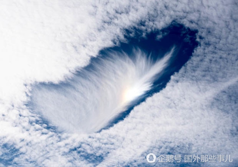 阿根廷天空现神秘光束 如一扇通往天堂之门（组图） - 3
