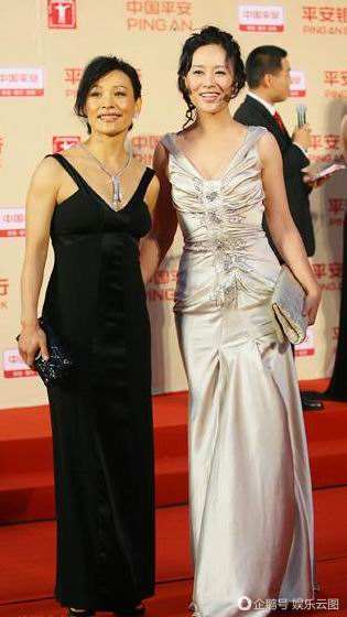 三十年后久别重逢 陈冲邬君梅《如懿传》再同