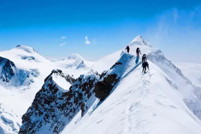 哈巴雪山登山 挑战5396 全年出发 攀登人生的第一座高峰 看点快报