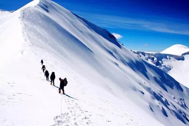 哈巴雪山登山 挑战5396 全年出发 攀登人生的第一座高峰 看点快报