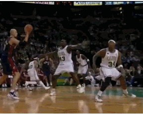 为何詹皇打了15年还能拿57分?看这些图就明白了