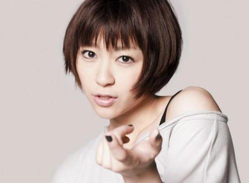 谁是人气最高的平成歌姬 她唱过《EVA》主题曲