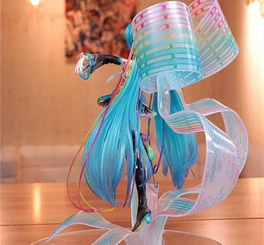 一剁手就两万！初音未来10周年纪念手办开订