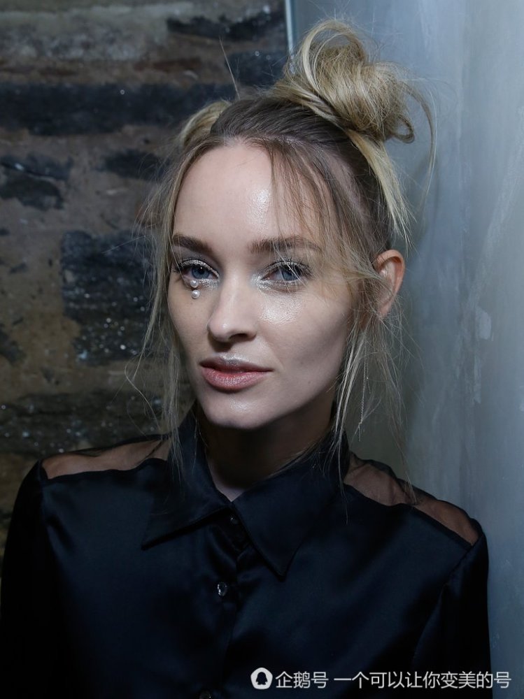吴昕的珍珠泪眼妆火了,其实并非她首创,还有钻