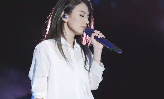 田馥甄光棍节邀歌迷游西湖:有你们不寂寞