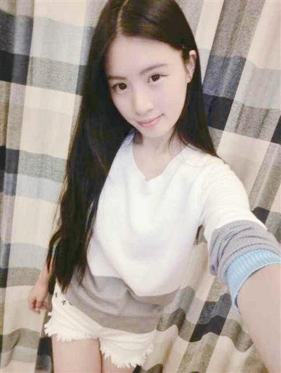 温州两美女闪亮南京青奥会