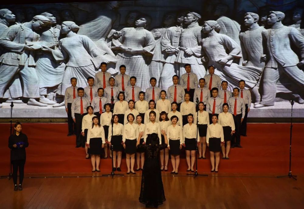 厉害了,我的老师!快来看教职工礼赞十九大 讴