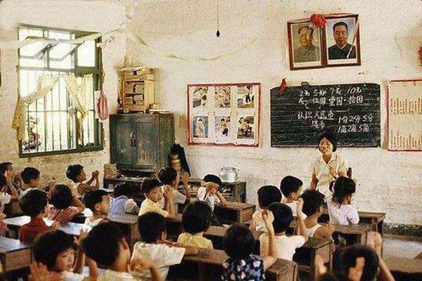 1985年中国老照片,图2现在有些地方仍这样,图4让人很怀念