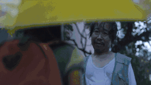 虽然根据法院规定,像赵斗顺这类强奸重犯在出狱以后,仍然需要配戴