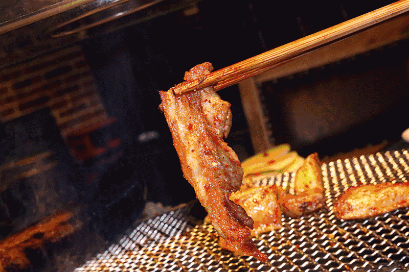 寒冬已至,唯烤肉与酒不可辜负-西昌烧烤