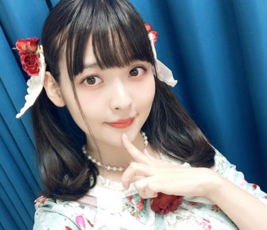政委真好看！上坂堇在“超赞双马尾日”更新博客