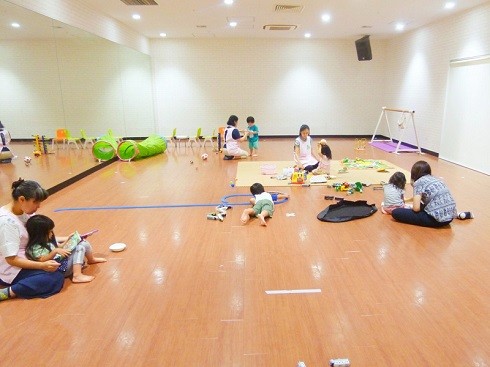 妈妈的福音 岛国开启在同人展活动设置临时幼儿园众筹