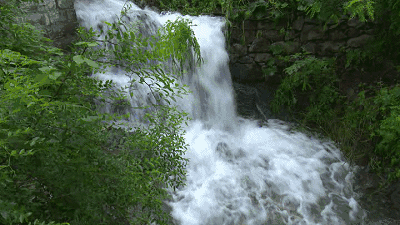 壁纸 风景 旅游 瀑布 山水 桌面 400_225 gif 动态图 动图