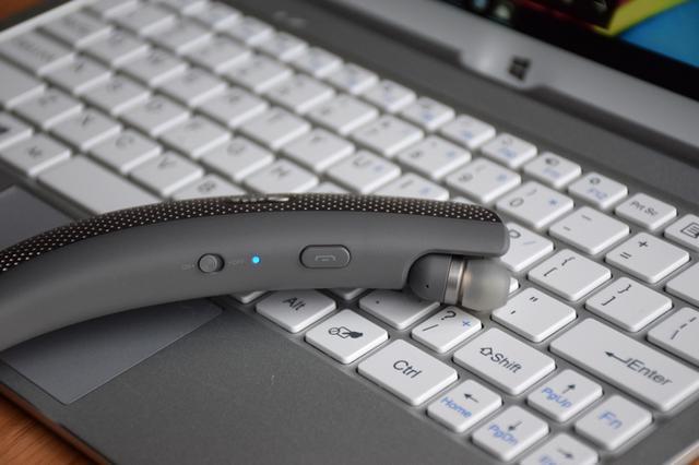 LG旗舰级颈戴蓝牙耳机:四路立体声外放,身临其