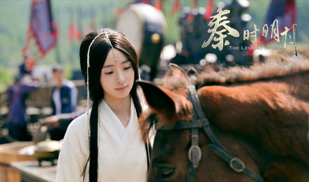 她因和杨洋搭档被骂,长相寡淡却成为唐人力捧