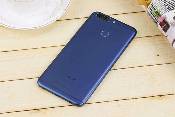 荣耀V10发布那还要买V9吗 先看价格再看差异