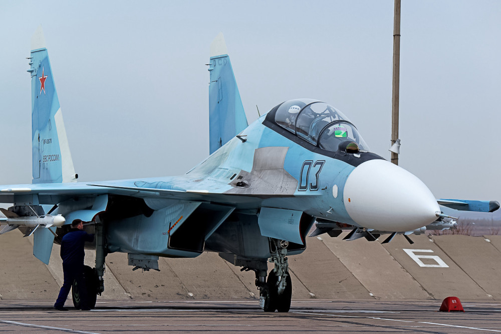 这国采购中国16架枭龙战机后 遗憾的是转而采