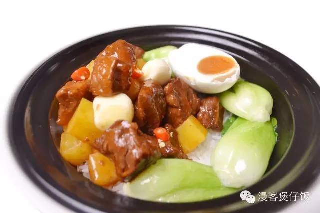 4名 土豆烧牛腩煲仔饭  2元/份
