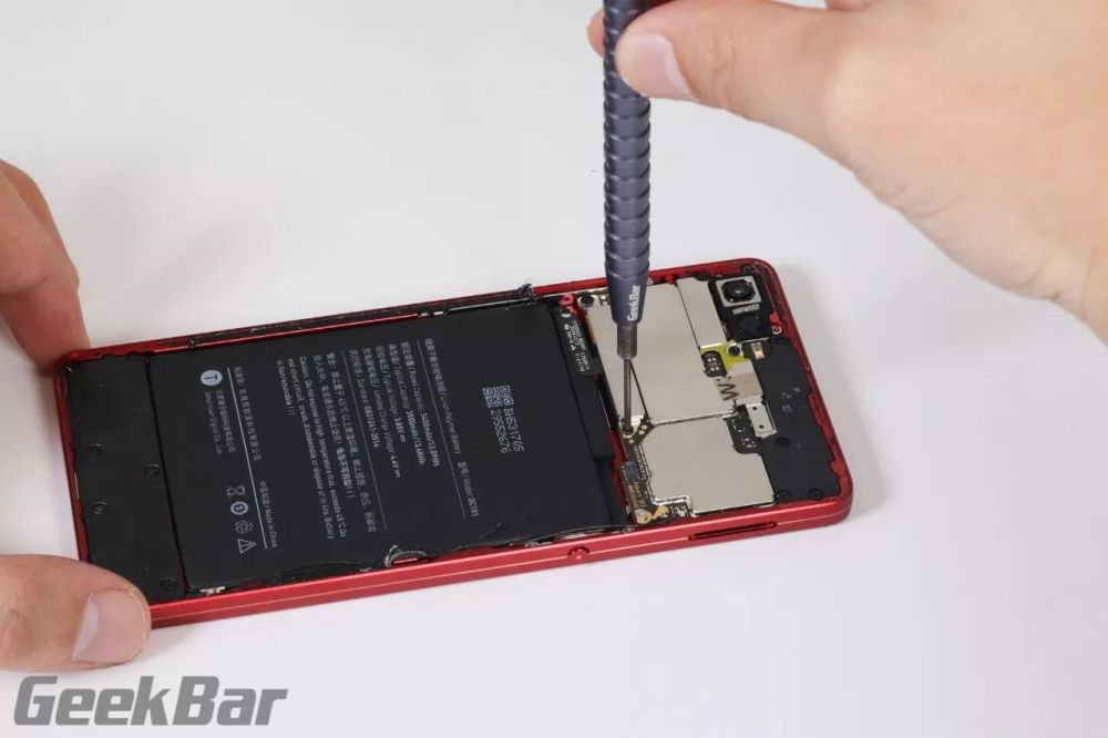 漂亮的灯不像实力派,坚果Pro 2拆解报告