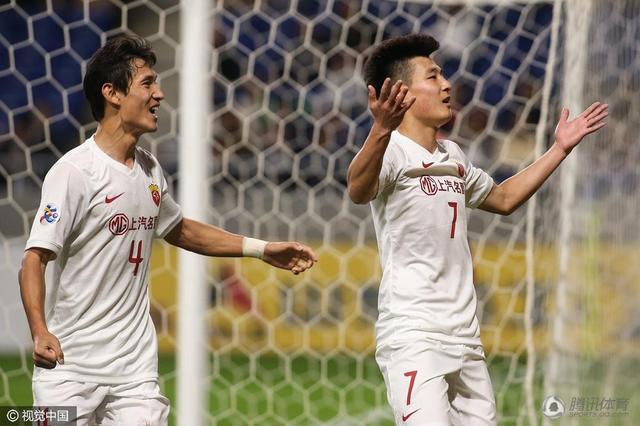 文武合并助上港挑落大阪 中超土炮差?佩帅脸