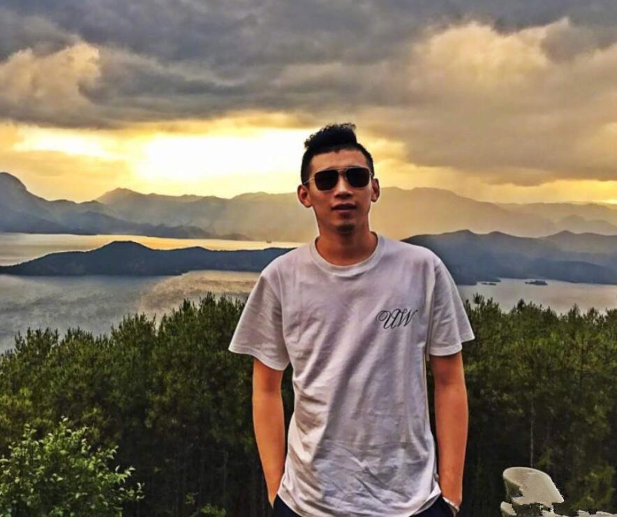 Mc天佑一哥位置难保?被男主播怒怼:嘴欠的都