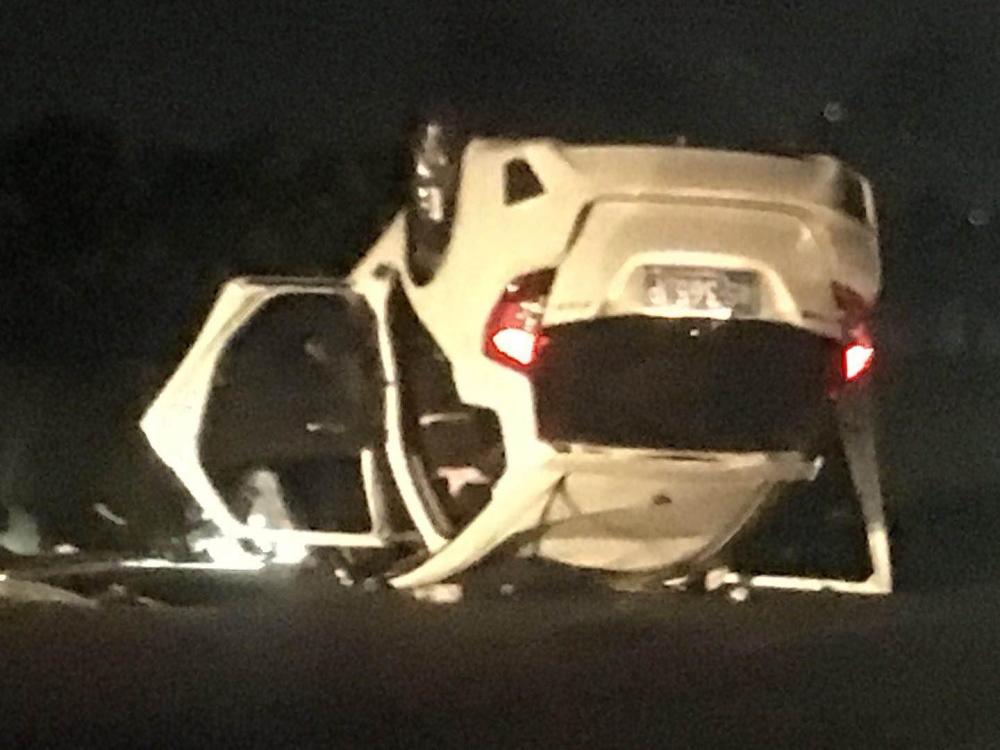 廣珠高速驚險(xiǎn)一幕！其中一車180度翻轉(zhuǎn) 