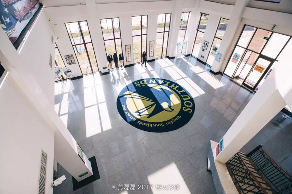 在索斯兰,就等于在美国上课 纯正美式教育,原汁原味 索斯兰国际学校