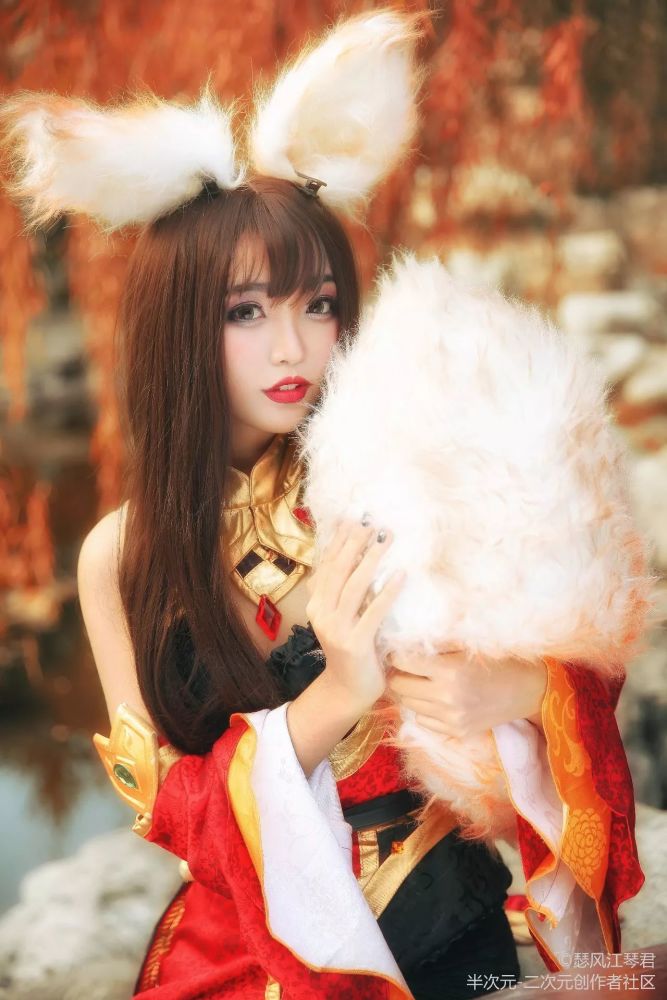 王者荣耀手游:调皮的妲己少女阿狸 粉嫩嫩好可爱 想抱