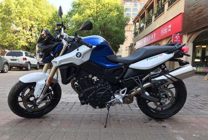 就为这"宝马"标,车友花10万买台f800r,动力跟川崎z900