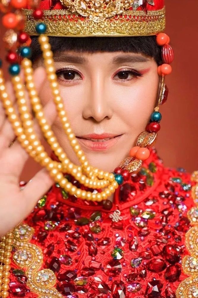 《杨宏访谈录》本期嘉宾——《套马杆》原唱——乌兰托娅