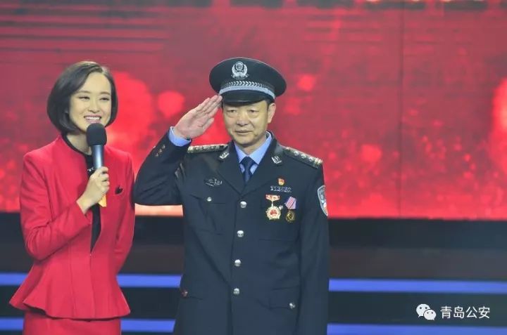 青岛市公安局隆重举行首届"青岛最美警察"发布仪式